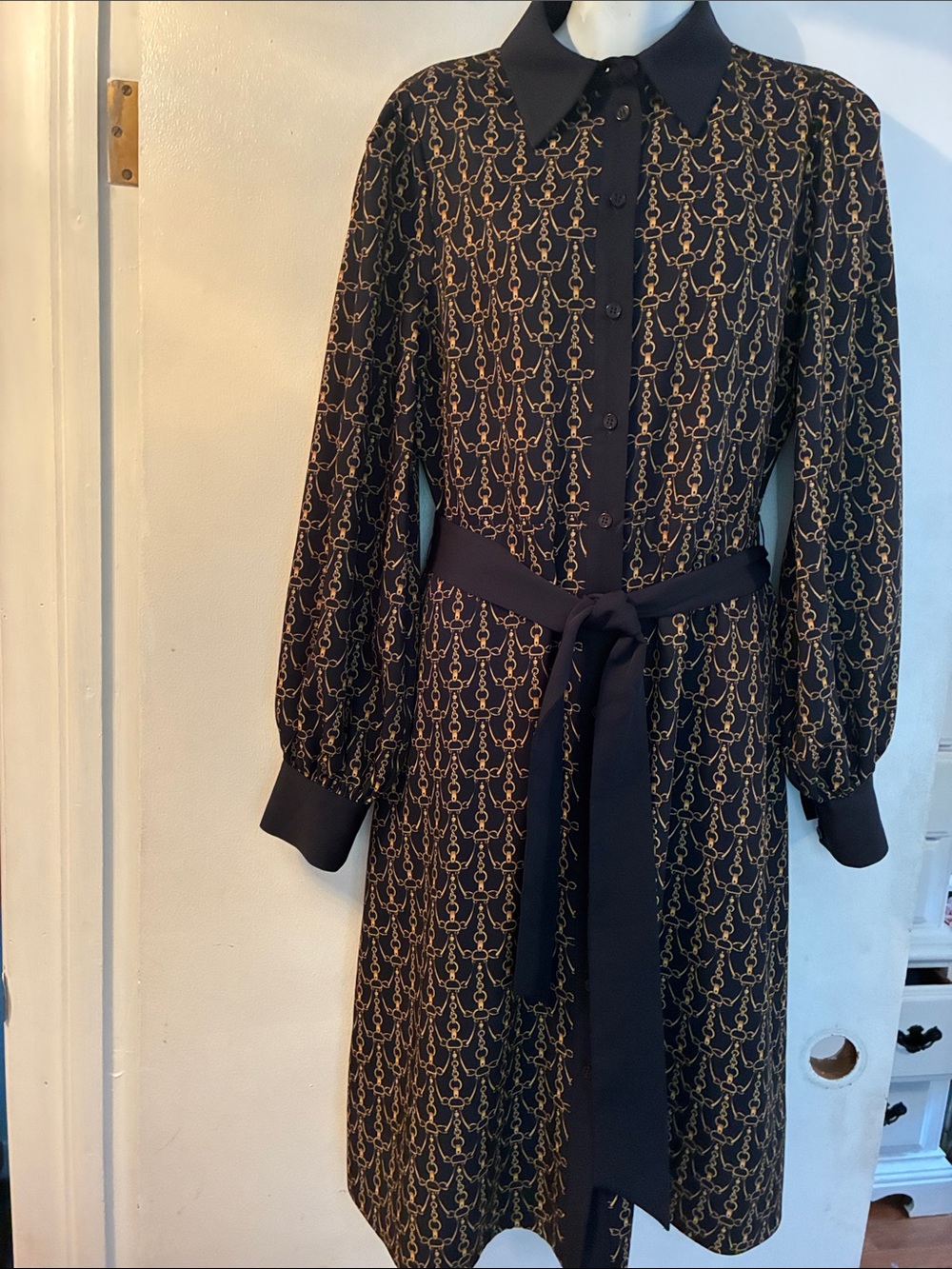 Tahari Black and Gold Chain-Print Shirt Dress with Tie Belt Black Lining NWT